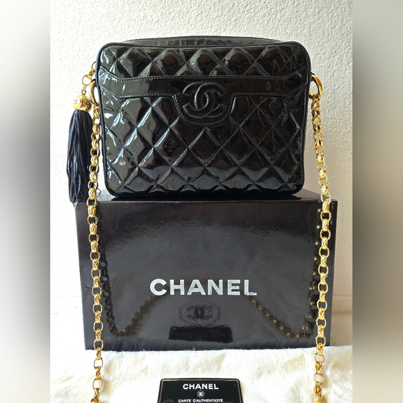Chanel Quilted Camera Bag - Picture 2 of 15